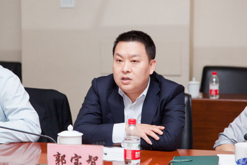 天津市眼科医院副院长郭宝智致辞