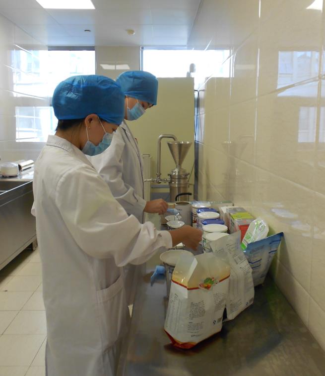 市胸科医院营养科获得首批医疗机构营养科肠内营养配制室,医疗膳食