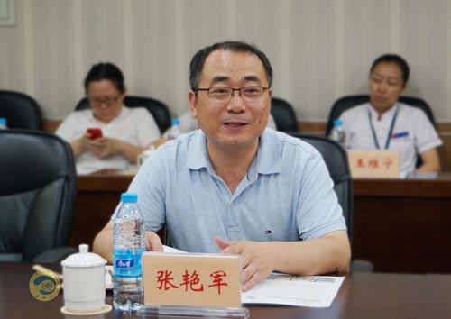 大学教务处张艳军处长致欢迎词