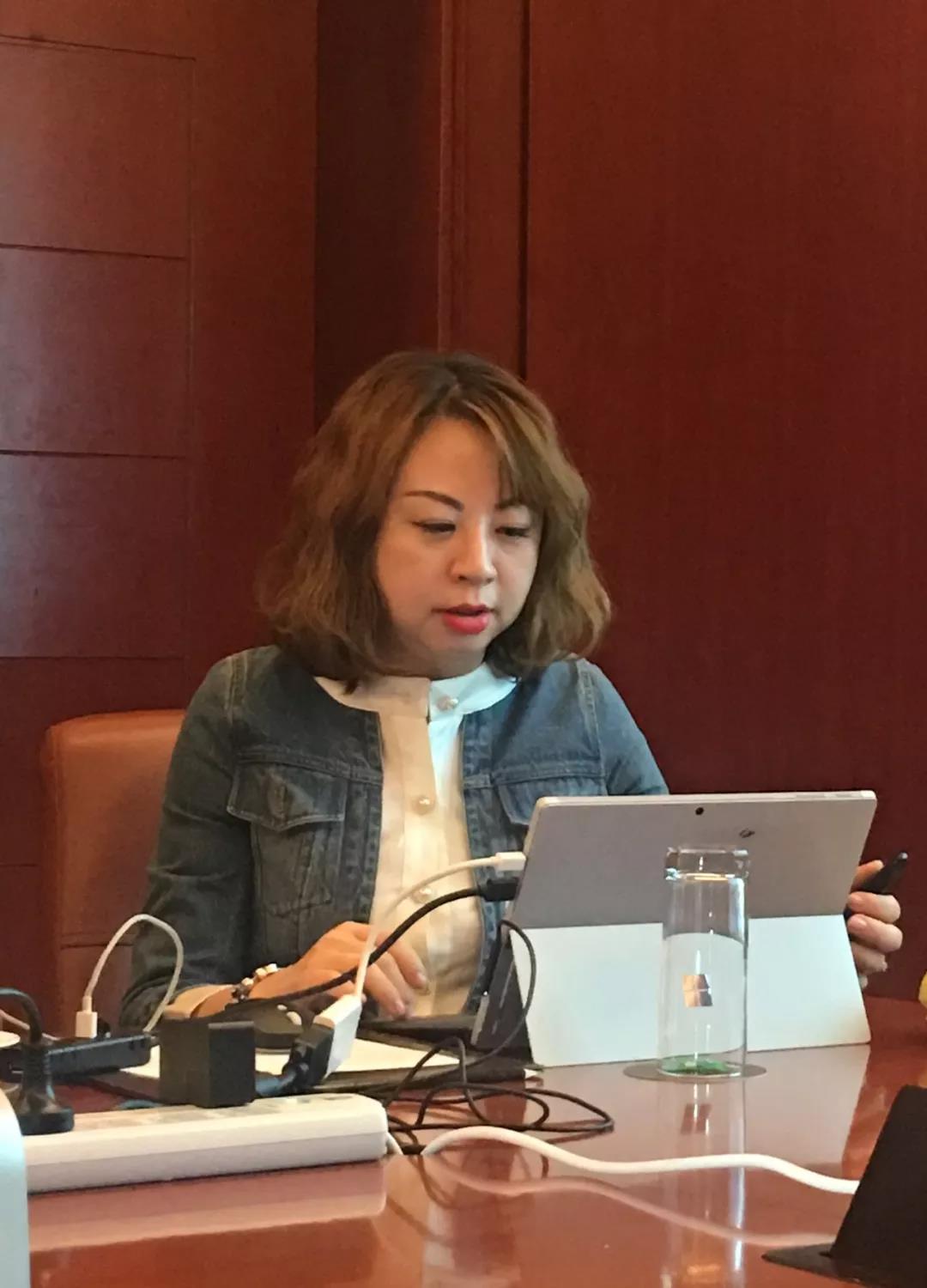 李小江副主任医师作项目汇报