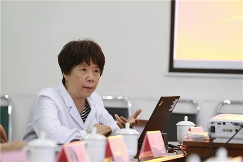 国家卫健委领导莅临我院调研临床营养工作