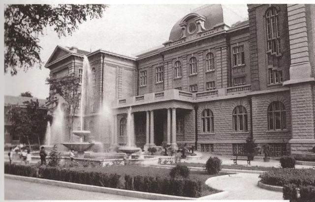 1958年,天津轻工业学院建立,时称河北轻工业学院.